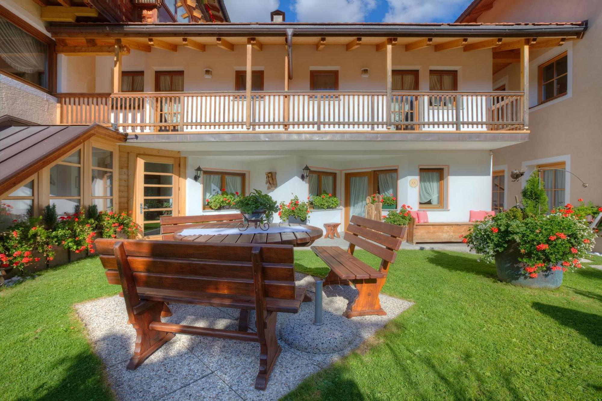 Residence Ciasa Planat San Cassiano  Dış mekan fotoğraf